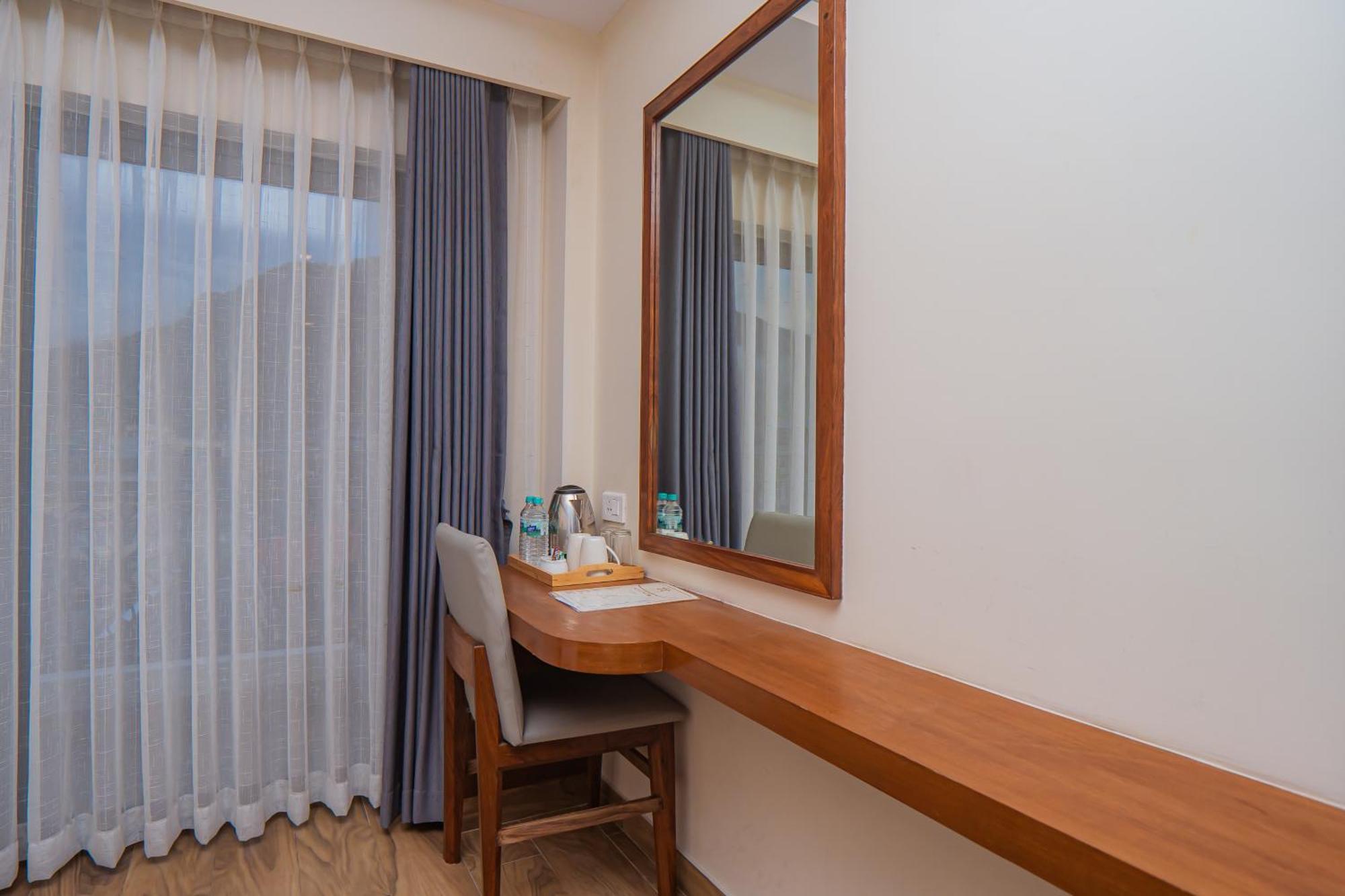 Hotel Fewa Trip Pokhara Kültér fotó